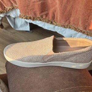 Naturalizer Pink Slip-On Sneakers